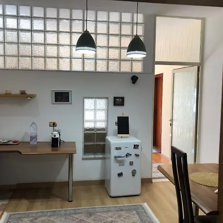 Sweet Wilson Square Tirana